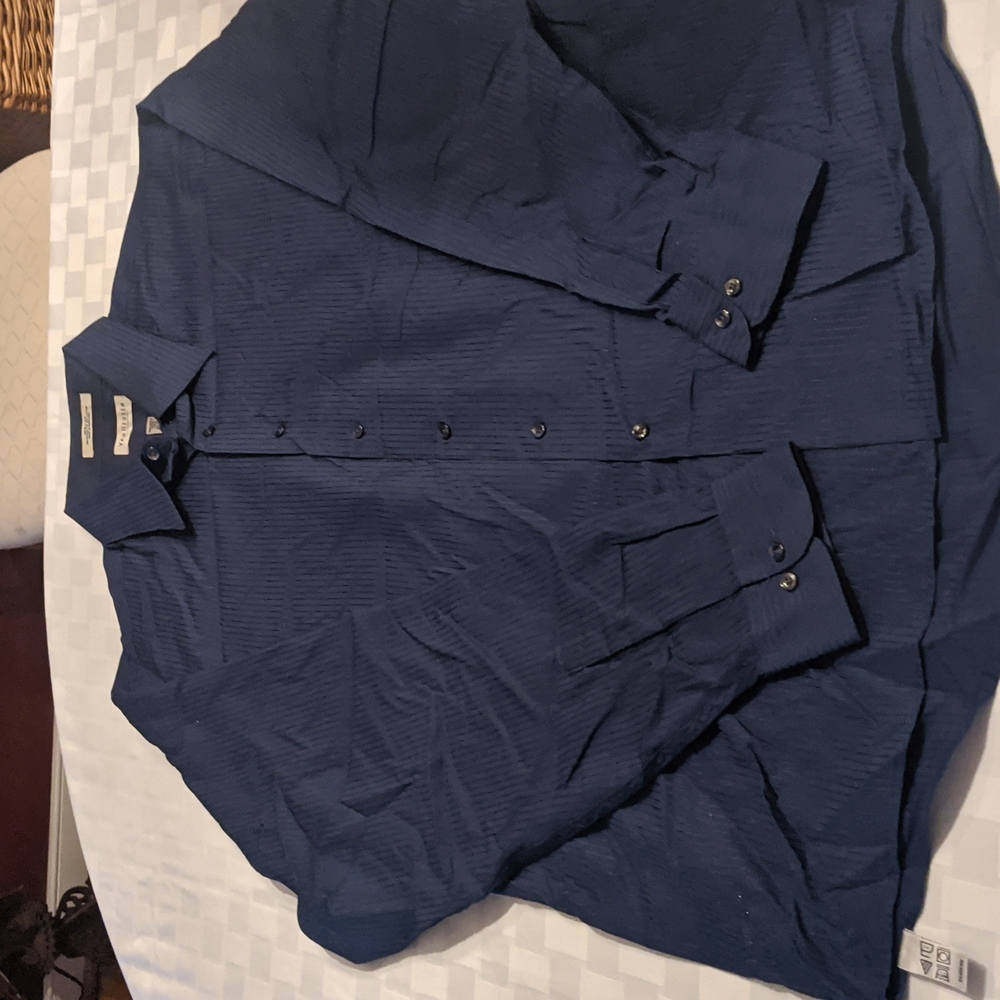 Van Heusen Satin Stripe Blue 18x36-37